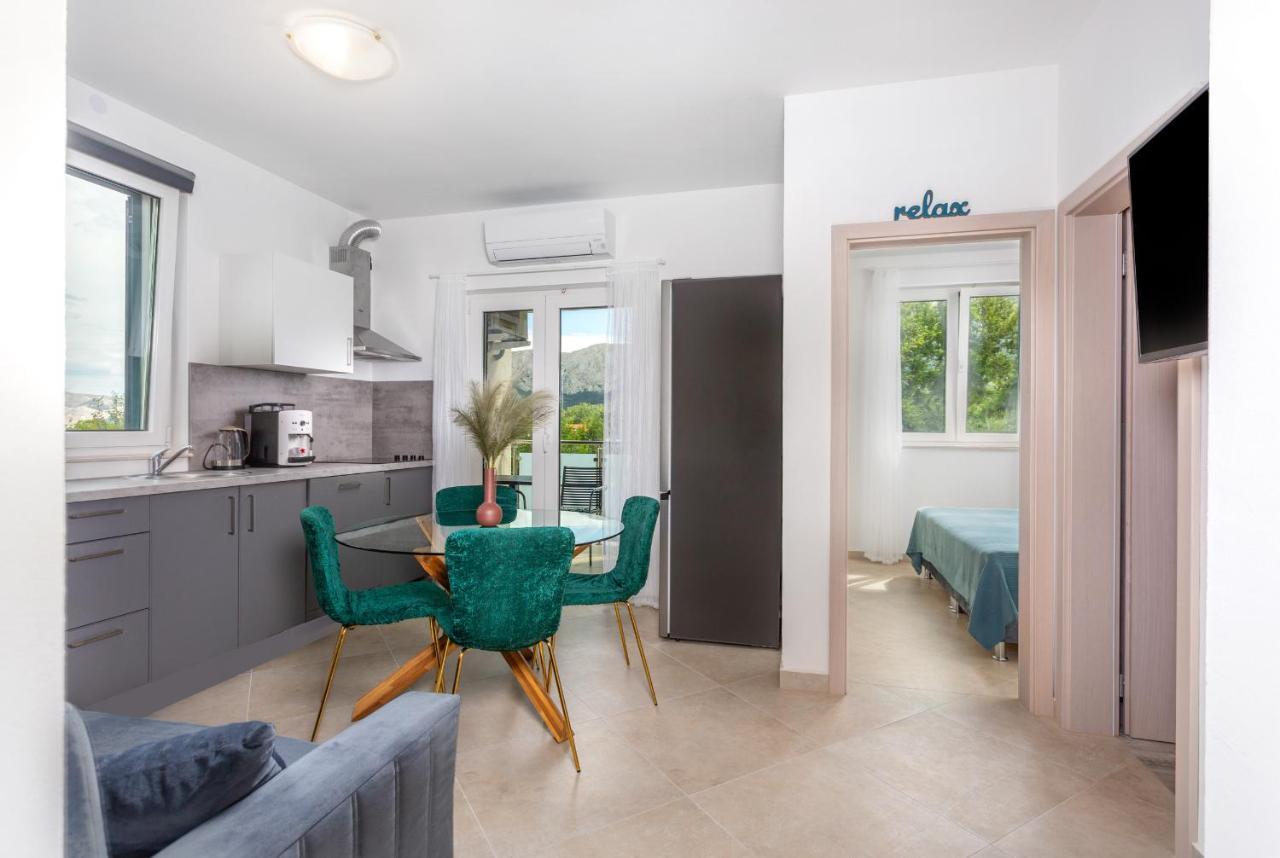Divine Apartments Baska  Ngoại thất bức ảnh