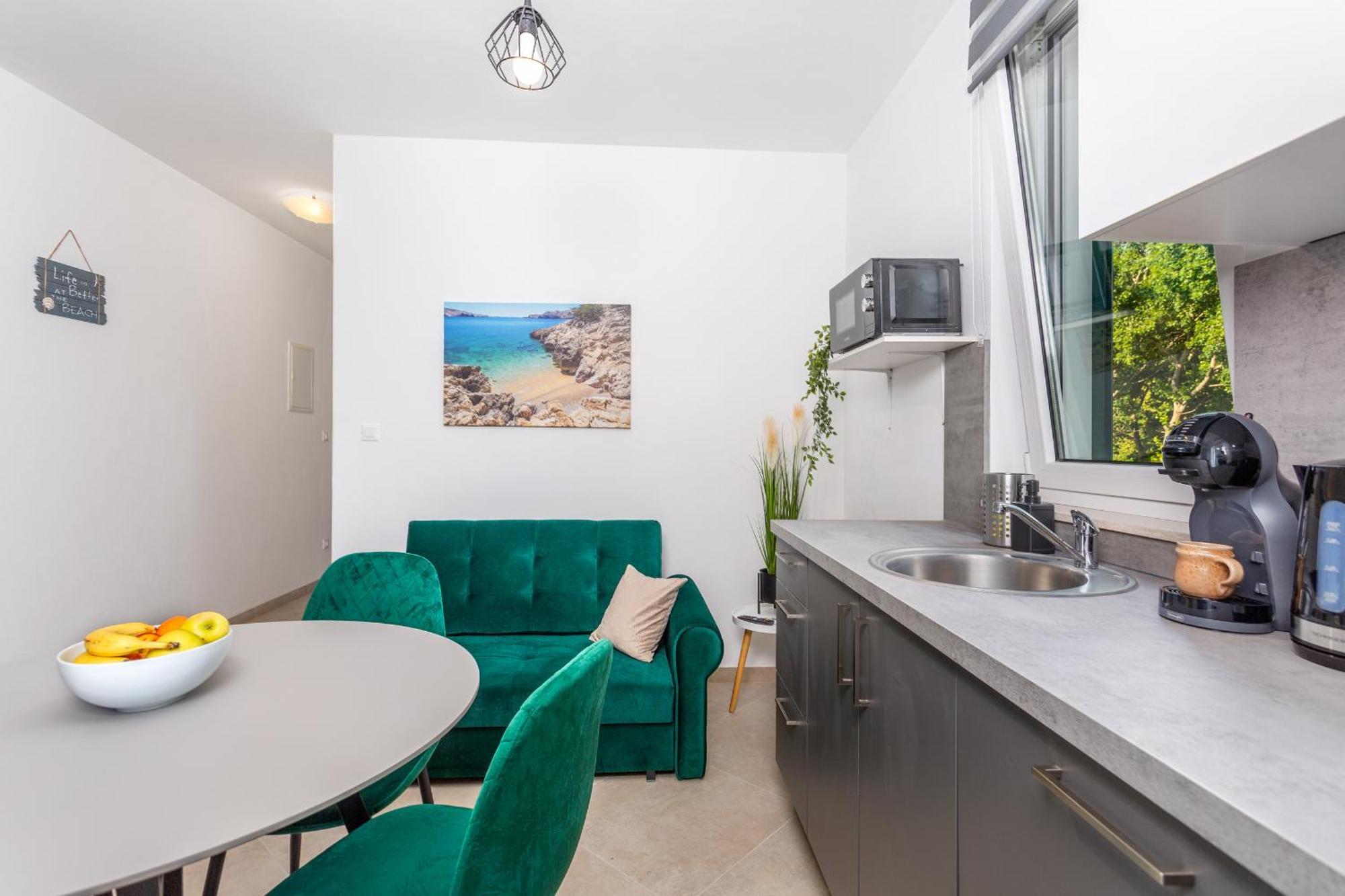 Divine Apartments Baska  Ngoại thất bức ảnh